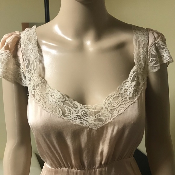 Nude slip dress - Picture 7 of 8